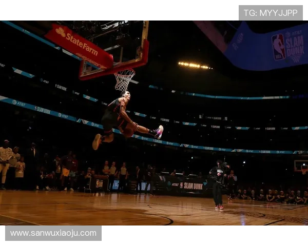 戈登自评变向过人精彩但扣篮表现逊色于360度扣篮