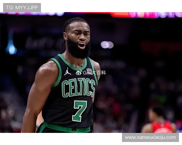 凯尔特人开季遭遇三连败杰伦布朗表现抢眼场均近30分